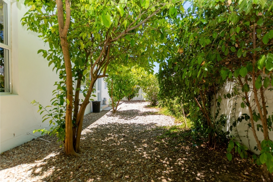 4 Bedroom Property for Sale in Riebeek Kasteel Western Cape